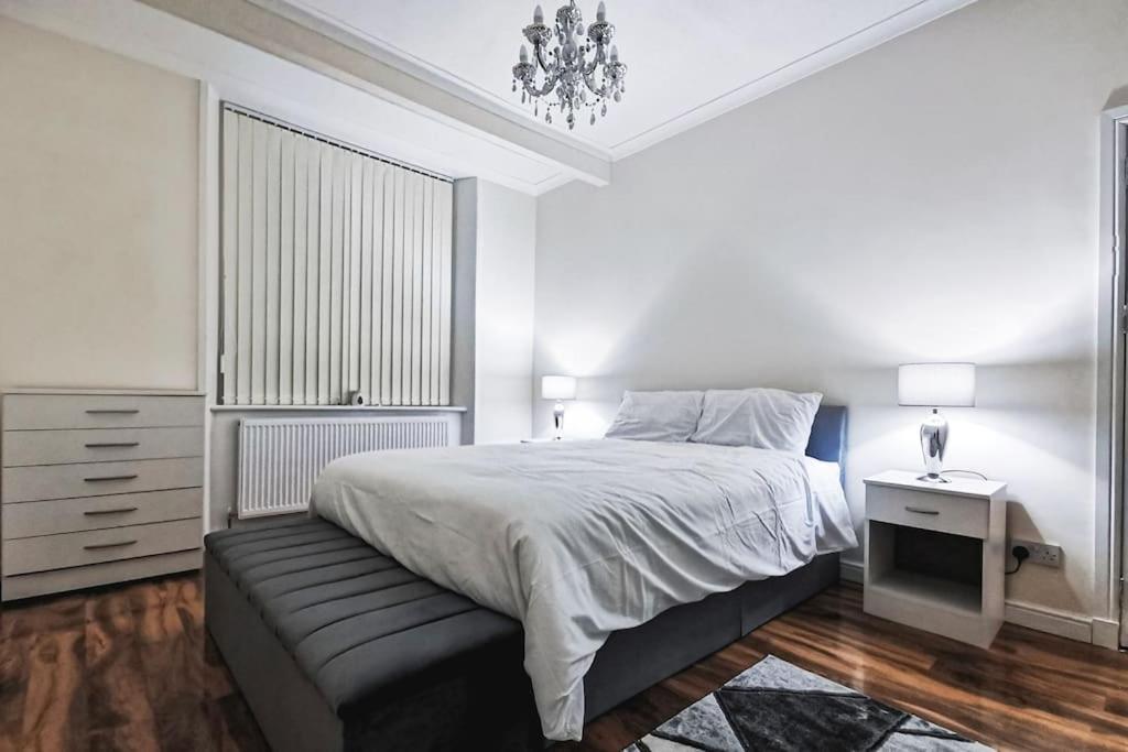 Glasgow Southside: Cosy 2 Bedroom Apartment מראה חיצוני תמונה